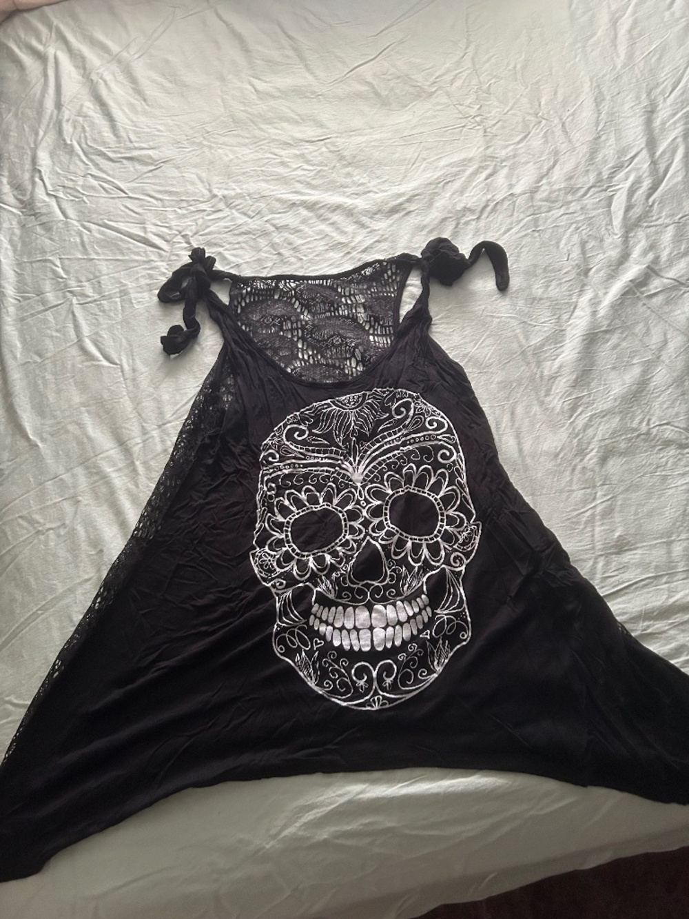 Black sugar skull tank top with skull mesh back and shoulder ties women's XL
